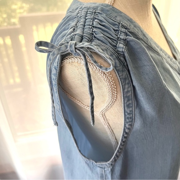 J. Jill Denim Top Sleeveless Popover Chambray 100% Tencel Size Medium NWT - Picture 3 of 12